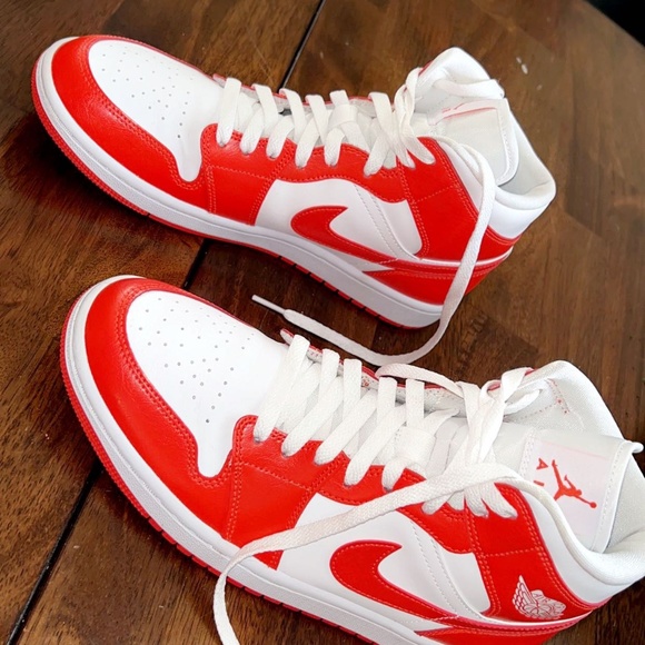 Jordan Shoes - NEW Air Jordan Mids women’s (10)
